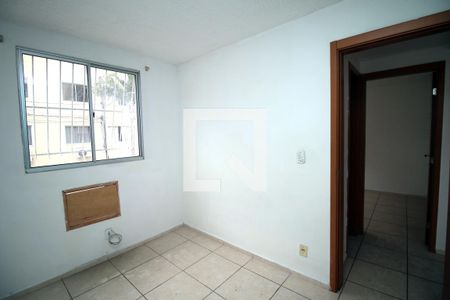 Quarto 1 de apartamento para alugar com 2 quartos, 50m² em Parada de Lucas, Rio de Janeiro