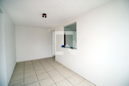 Sala de apartamento para alugar com 2 quartos, 50m² em Parada de Lucas, Rio de Janeiro