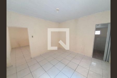 Casa à venda com 4 quartos, 202m² em Parque Capuava, Santo André