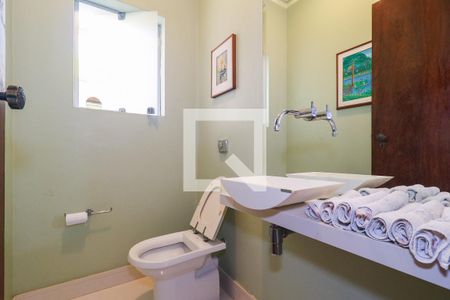 Lavabo de casa à venda com 4 quartos, 323m² em Jardim Leonor, São Paulo