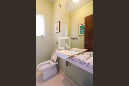 Lavabo de casa à venda com 4 quartos, 323m² em Jardim Leonor, São Paulo