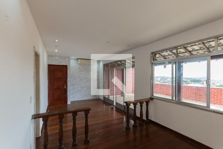 Sala de apartamento à venda com 3 quartos, 120m² em Benfica, Rio de Janeiro