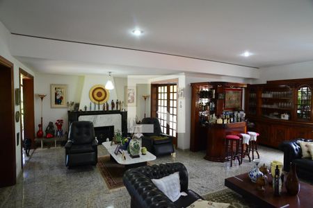 Sala 1 de casa de condomínio para alugar com 5 quartos, 700m² em Itanhangá, Rio de Janeiro