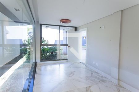 Hall de entrada de casa de condomínio para alugar com 5 quartos, 450m² em Alphaville Lagoa dos Ingleses, Nova Lima