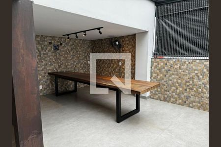 Sala de casa à venda com 4 quartos, 200m² em Vila Triangulo, Betim