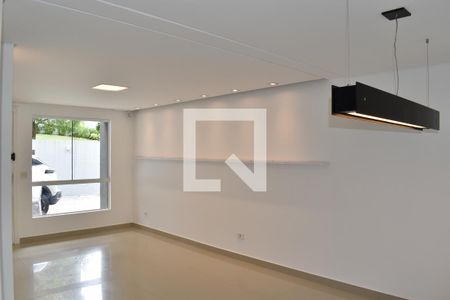 Sala de casa de condomínio para alugar com 4 quartos, 179m² em Pilarzinho, Curitiba