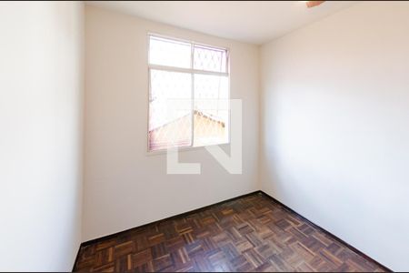 Quarto 1 de apartamento à venda com 2 quartos, 45m² em Carlos Prates, Belo Horizonte