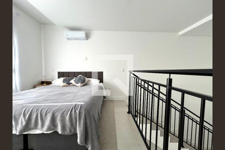 Suíte  de apartamento para alugar com 1 quarto, 74m² em Centro, Florianópolis