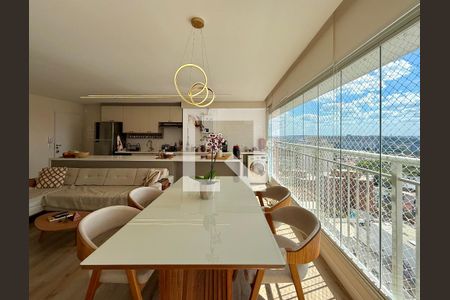 Sala de apartamento à venda com 3 quartos, 81m² em Santo Amaro, São Paulo