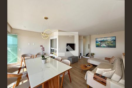 Sala de apartamento à venda com 3 quartos, 81m² em Santo Amaro, São Paulo