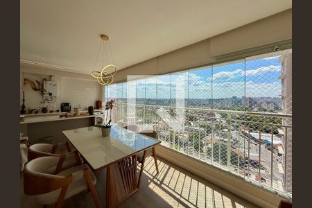 Sala de apartamento à venda com 3 quartos, 81m² em Santo Amaro, São Paulo