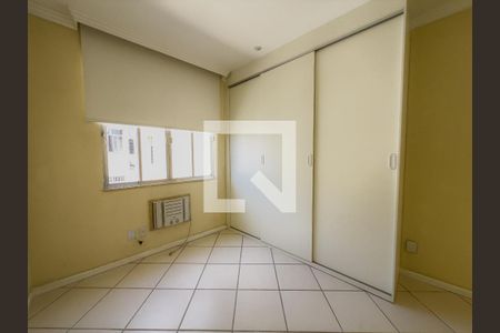 Quarto 1 de apartamento à venda com 2 quartos, 63m² em Olaria, Rio de Janeiro