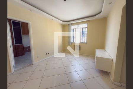 Sala de apartamento à venda com 2 quartos, 63m² em Olaria, Rio de Janeiro