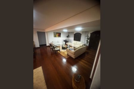 Sala de casa para alugar com 6 quartos, 600m² em Belvedere, Belo Horizonte