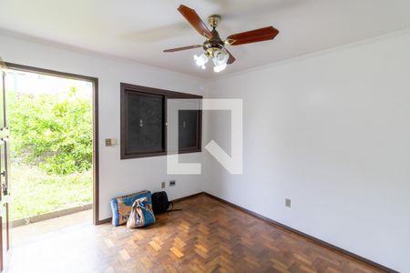 Sala de casa à venda com 3 quartos, 138m² em Vila Joao Pessoa, Porto Alegre