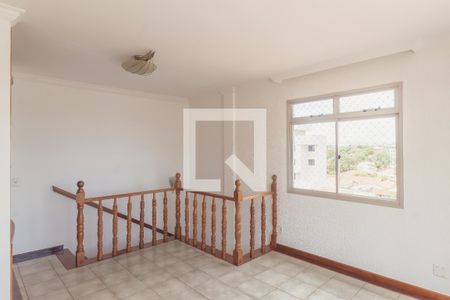 Sala de TV de apartamento à venda com 4 quartos, 174m² em Itapoã, Belo Horizonte
