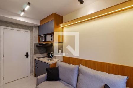 Sala/Cozinha de apartamento à venda com 1 quarto, 27m² em Vila Nova Conceição, São Paulo