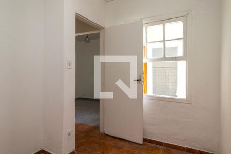 Quarto 1 de casa para alugar com 2 quartos, 54m² em Vila Zelina, São Paulo