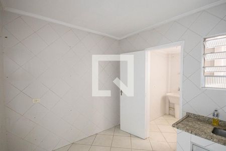 Cozinha de apartamento para alugar com 1 quarto, 45m² em Vila Maria, São Paulo