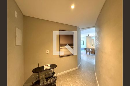 Sala  de apartamento à venda com 3 quartos, 94m² em Vila Cordeiro, São Paulo