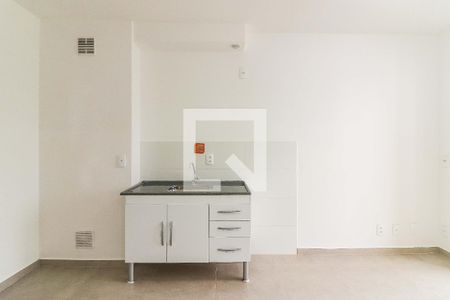Cozinha e Área de Serviço de apartamento para alugar com 1 quarto, 26m² em Vila Butantã, São Paulo