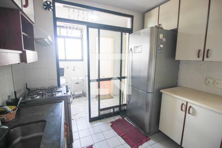 Cozinha de apartamento à venda com 2 quartos, 74m² em Jardim Morumbi, São Paulo