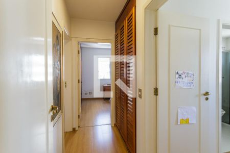 Corredor de apartamento à venda com 4 quartos, 270m² em Vila Olímpia, São Paulo