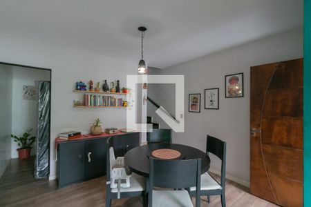 Casa à venda com 3 quartos, 70m² em Santa Rosa, Belo Horizonte