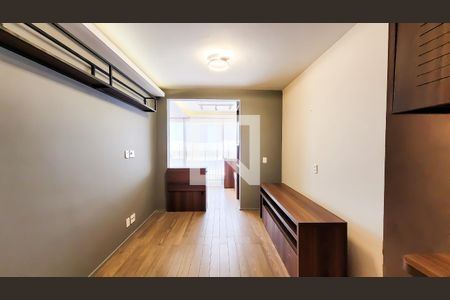 Sala de apartamento à venda com 3 quartos, 84m² em Taquaral, Campinas