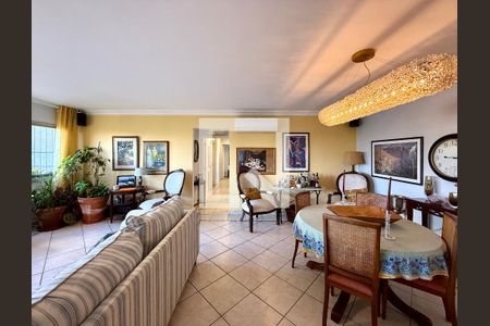 Sala  de apartamento à venda com 4 quartos, 154m² em Santo Amaro, São Paulo