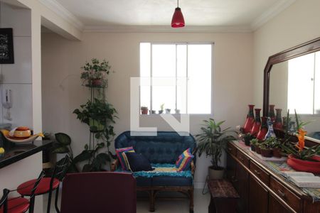 Sala de apartamento para alugar com 3 quartos, 70m² em São Tomaz, Belo Horizonte