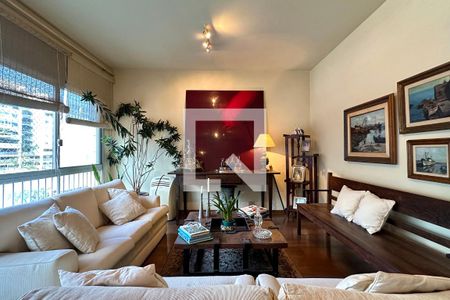 Sala de apartamento à venda com 4 quartos, 170m² em Leblon, Rio de Janeiro