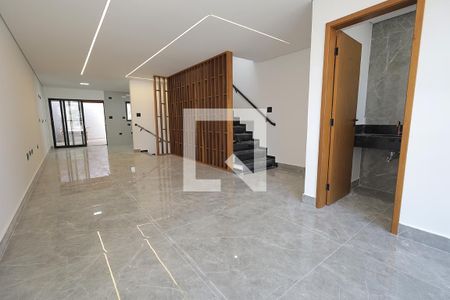 Casa à venda com 3 quartos, 142m² em Parque das Nações, Santo André