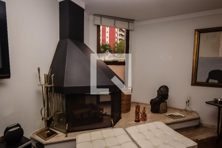 Lareira de apartamento à venda com 2 quartos, 157m² em Vila Morumbi, São Paulo