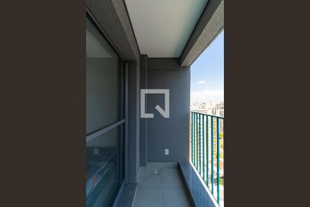 Varanda de kitnet/studio à venda com 1 quarto, 25m² em Liberdade, São Paulo