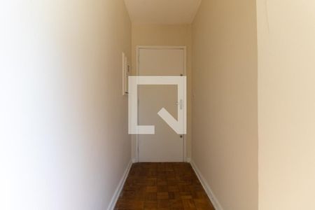 Entrada  de apartamento à venda com 3 quartos, 126m² em Aclimação, São Paulo