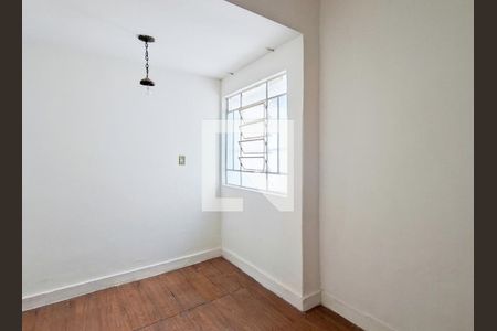 Sala 2 de casa para alugar com 3 quartos, 140m² em Sagrada Família, Belo Horizonte