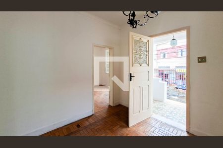 Sala de casa para alugar com 3 quartos, 140m² em Sagrada Família, Belo Horizonte