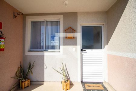 Fachada de casa de condomínio para alugar com 2 quartos, 49m² em Residencial Cristal, Votorantim