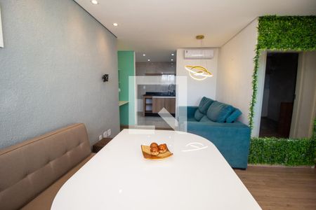 Sala de casa de condomínio para alugar com 2 quartos, 49m² em Residencial Cristal, Votorantim