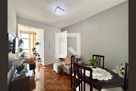 Sala de apartamento para alugar com 2 quartos, 62m² em Botafogo, Rio de Janeiro