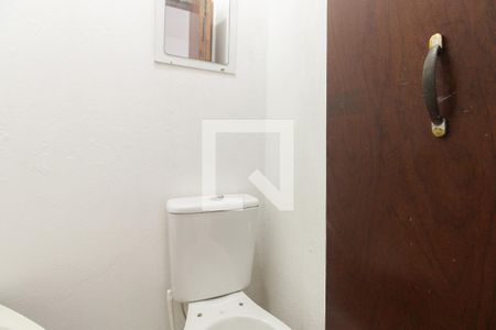 Lavabo de casa de condomínio para alugar com 2 quartos, 70m² em Chácara Seis de Outubro, São Paulo
