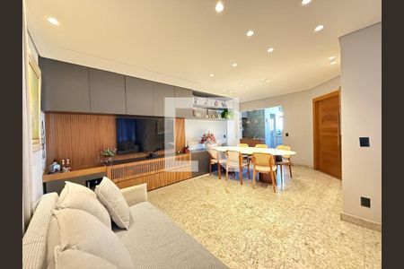 Apartamento à venda com 3 quartos, 97m² em Carmo, Belo Horizonte