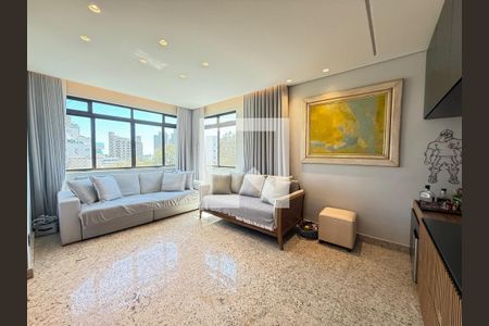 Apartamento à venda com 3 quartos, 97m² em Carmo, Belo Horizonte