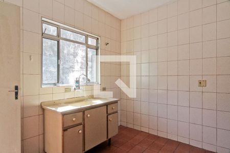 Cozinha de casa para alugar com 1 quarto, 45m² em Vila Zat, São Paulo