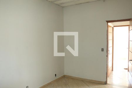 Quarto 1 de casa para alugar com 2 quartos, 80m² em Comendador Soares, Nova Iguaçu