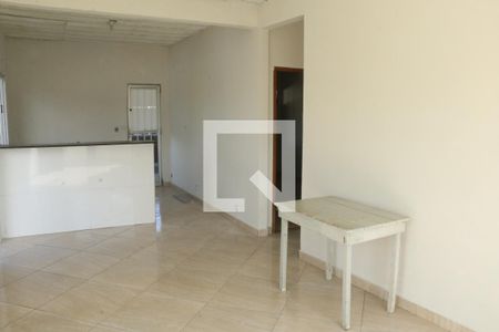 Sala de casa para alugar com 2 quartos, 80m² em Comendador Soares, Nova Iguaçu