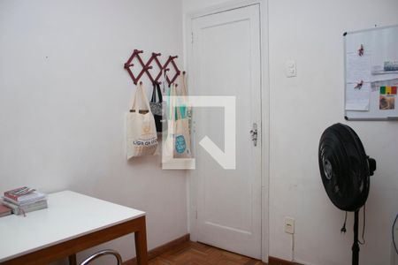 Apartamento à venda com 3 quartos, 177m² em Sion, Belo Horizonte