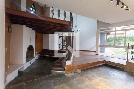 Sala de casa de condomínio à venda com 4 quartos, 350m² em Condomínio Retiro das Pedras, Brumadinho