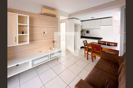 Sala de TV de apartamento para alugar com 2 quartos, 48m² em Ingleses do Rio Vermelho, Florianópolis